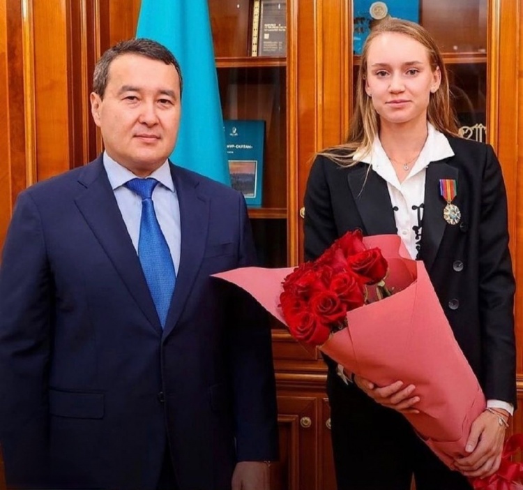 甲一貫的高 甲一貫的高